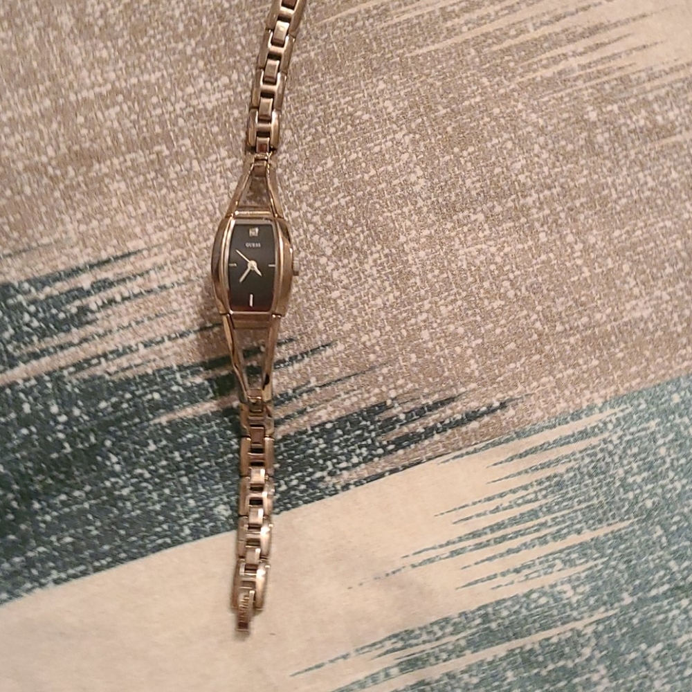 Guess watch
